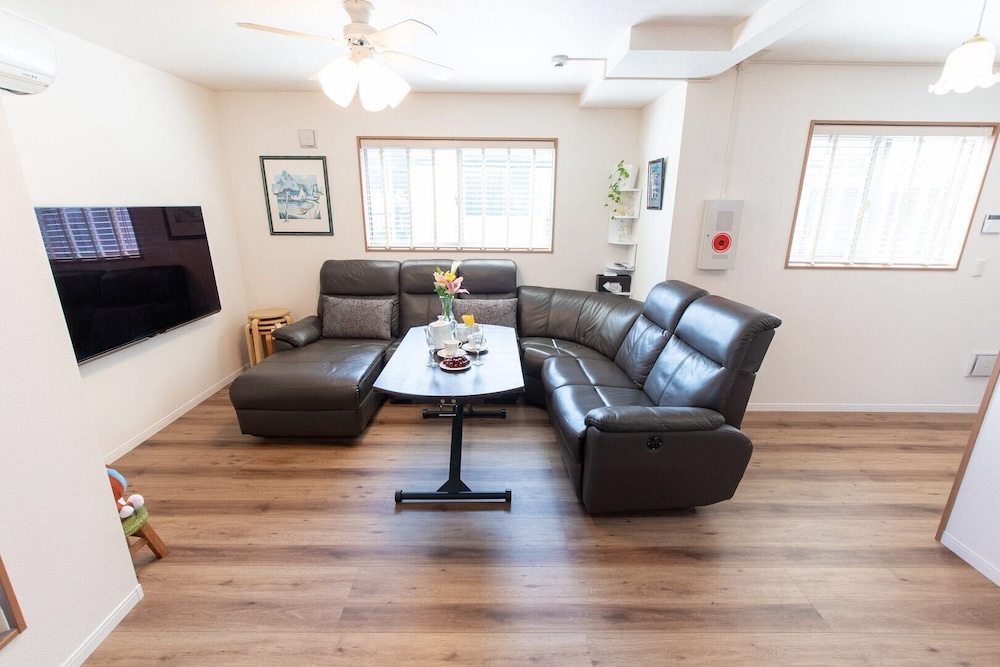 Mori House In Nishinippori [VR] 16/27