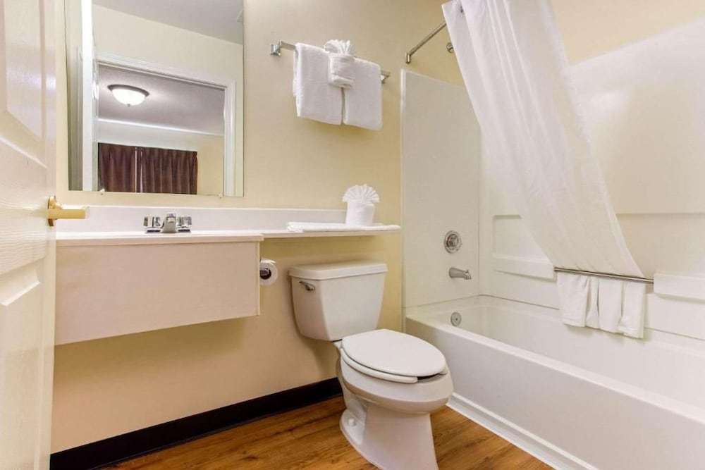 Studio 6 Extended Stay - Myrtle Beach, SC 59/60