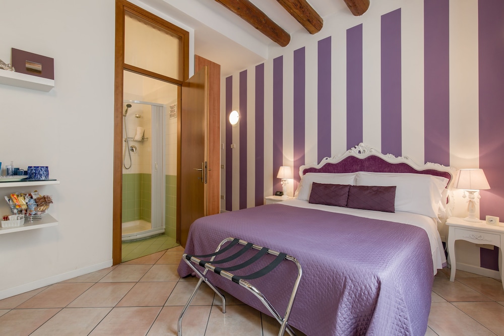 Giardino Giusti House and Court 16/50