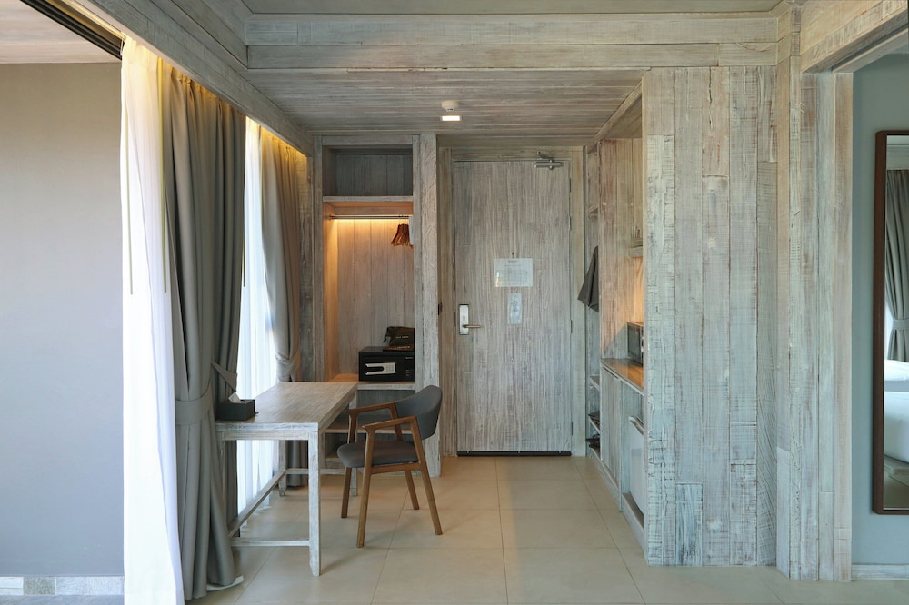 بنتهاوس بسرير فردي بشرفة، Dinso Resort 3/4