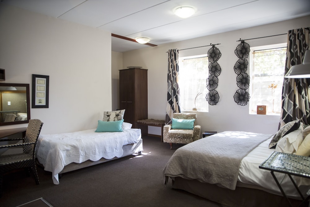 Ons Dorpshuis Guest House 17/33