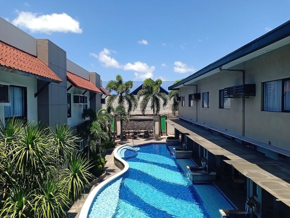 Circle Inn Hotel and Suites 1/63