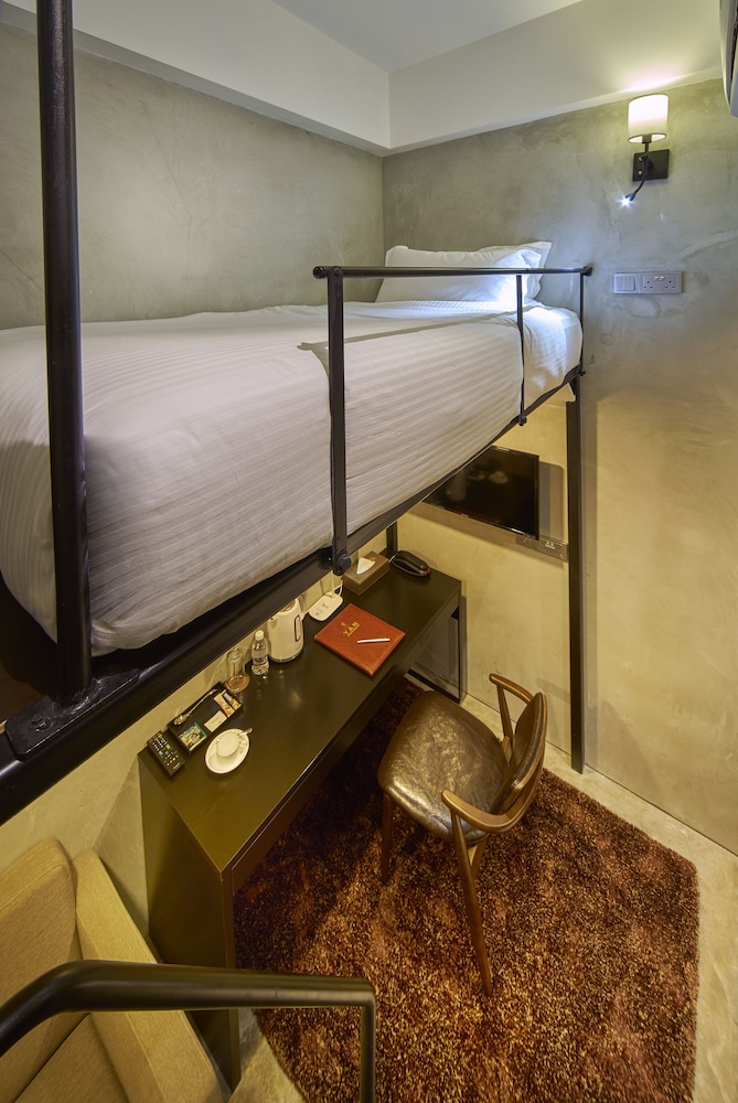 Hotel YAN 22/59