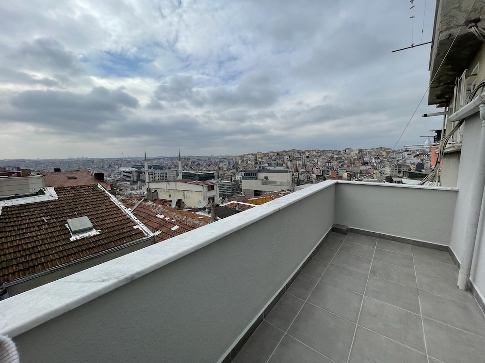 Pera Sultan Suite 29/50