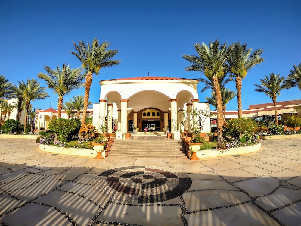 Royal Regency Club 8/50