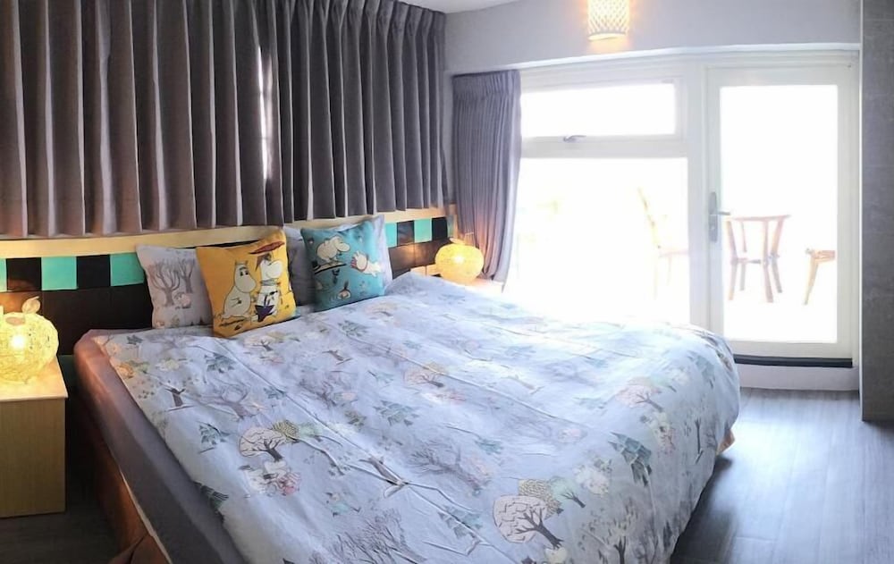 Deluxe, Quadruple, King and Queen Bed, Lake Side