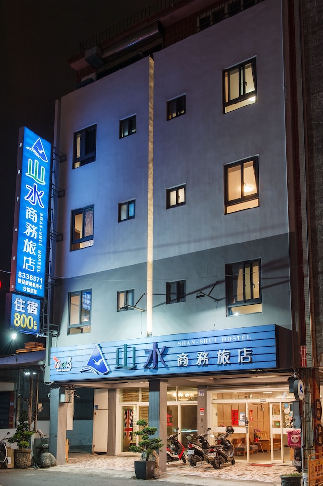 Shan Shui Hotel 2/64