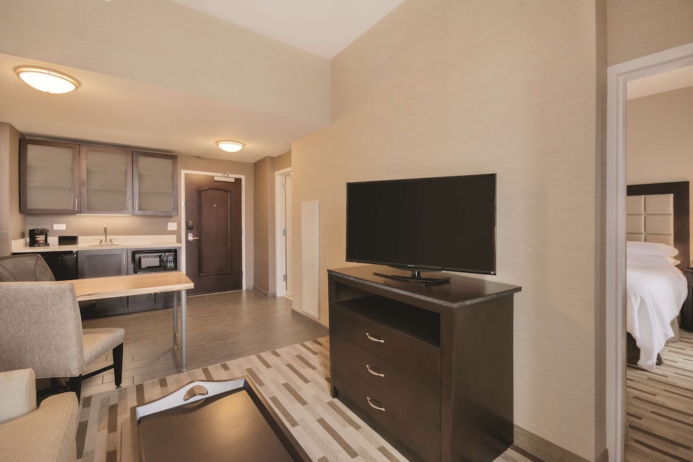 Embassy Suites by Hilton Tuscaloosa Alabama Downtown 49/79