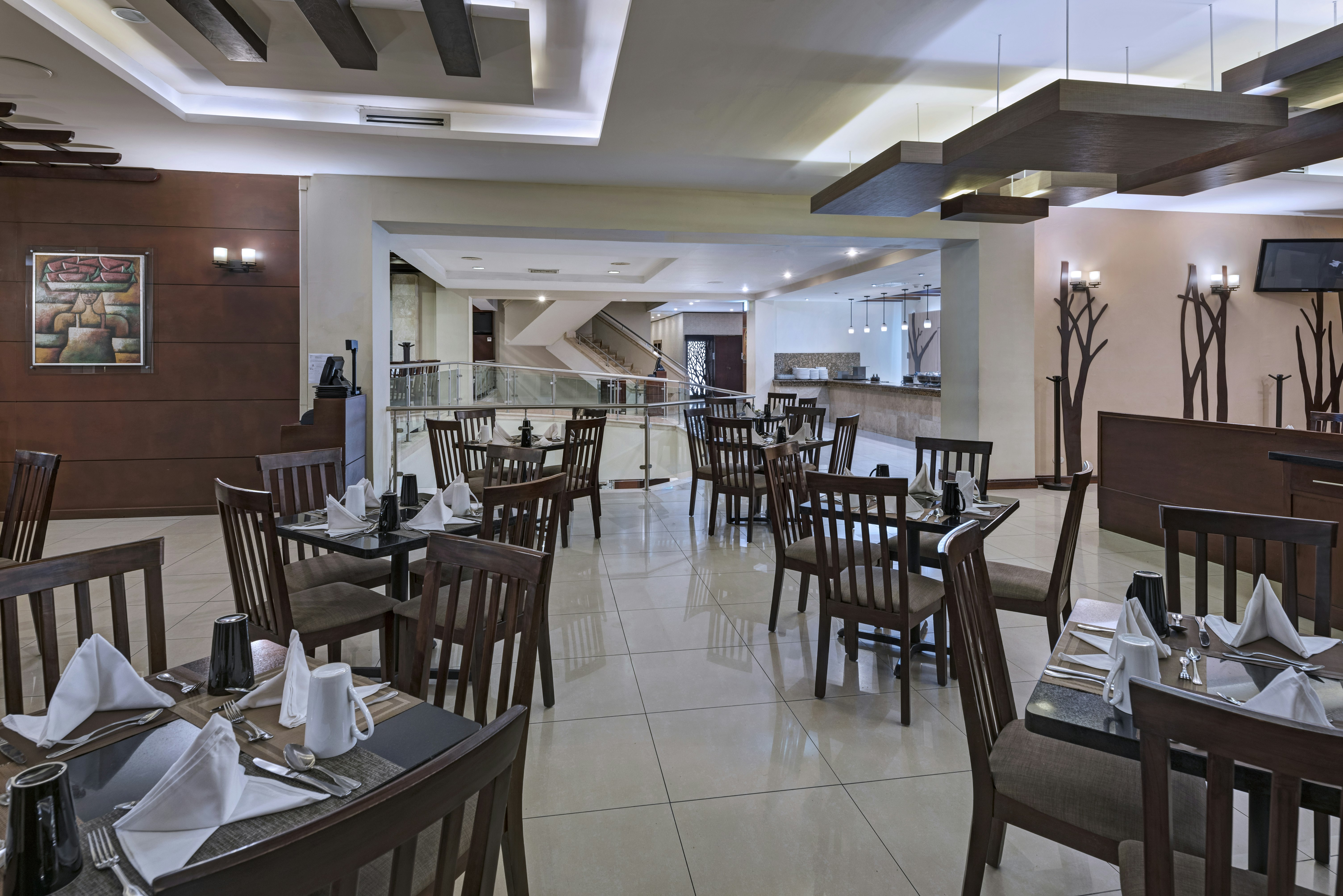 HOLIDAY INN GUATEMALA 55/78