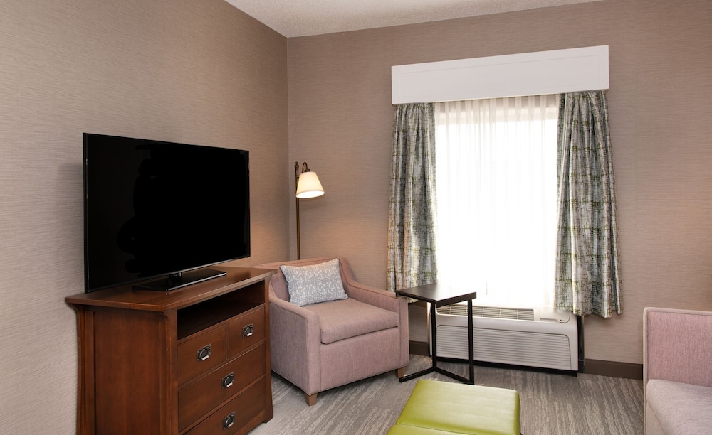Hampton Inn and Suites Rochester/Victor 33/60