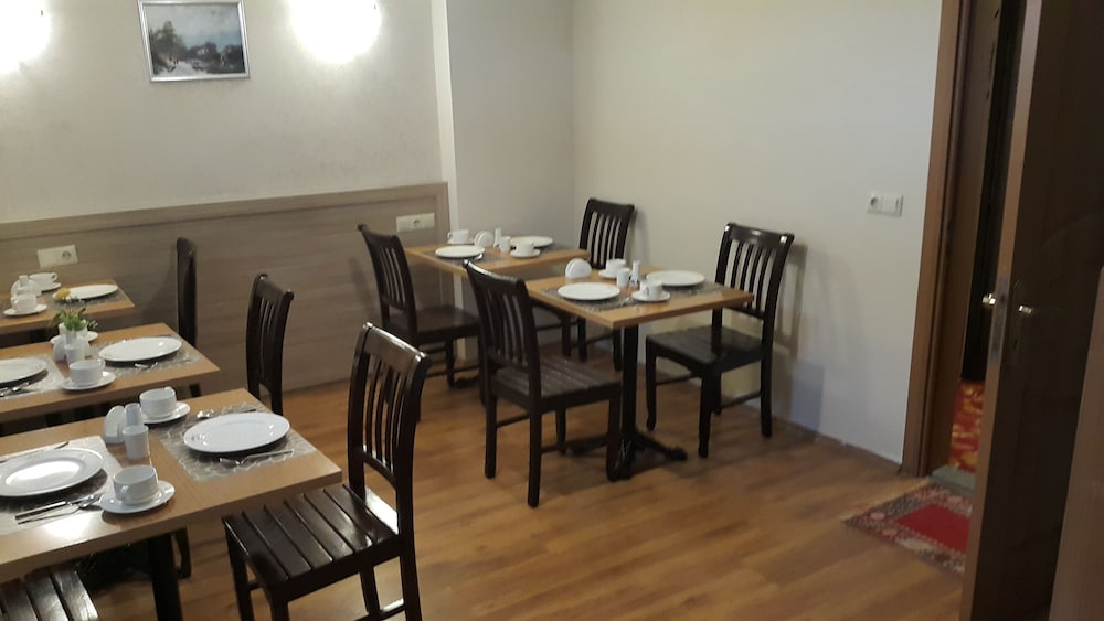 Arven Boutique Hotel 52/69