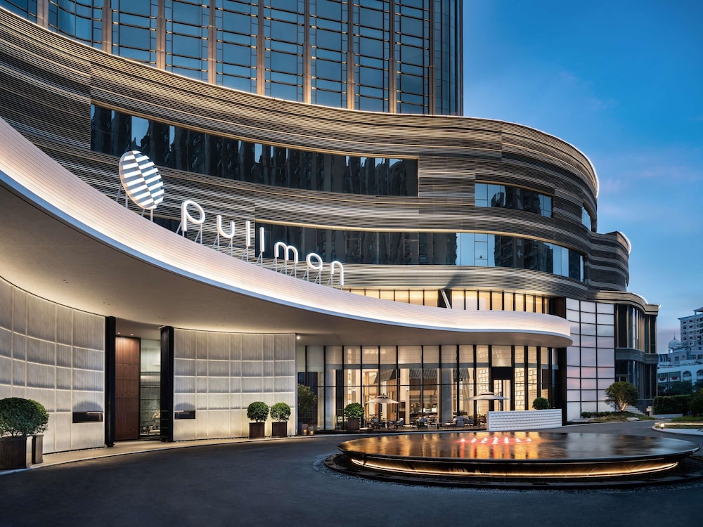 Pullman Quanzhou Shuitou 8/60