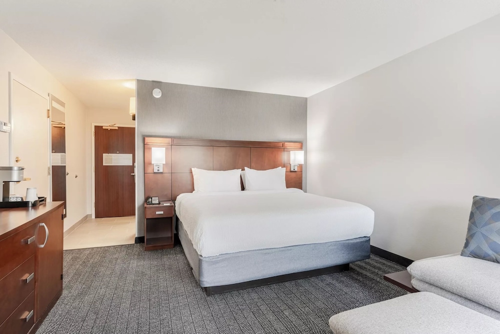 Courtyard By Marriott Burlington Williston 22/65