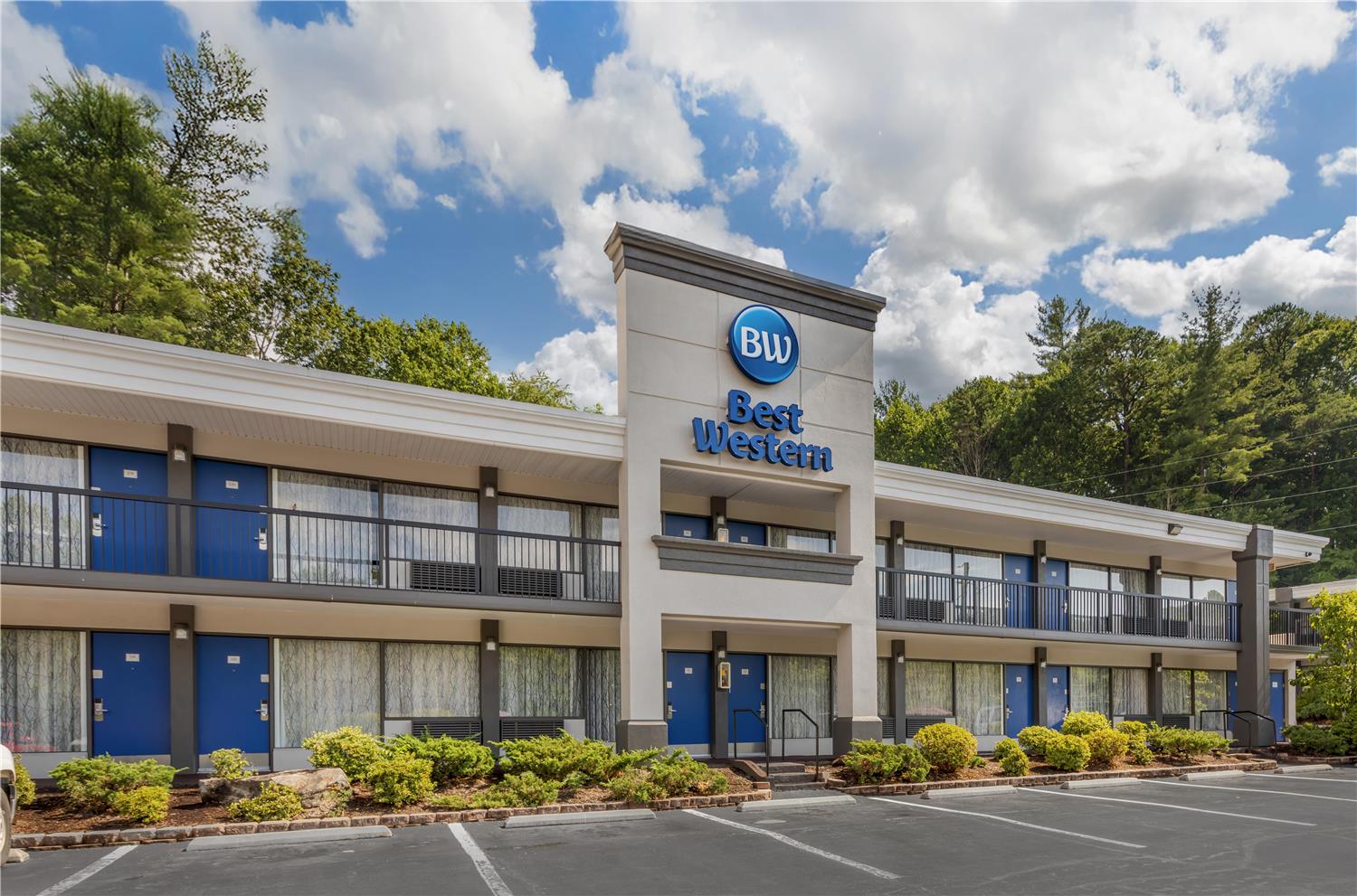 Best Western Asheville -Blue Ridge Parkway 4/40