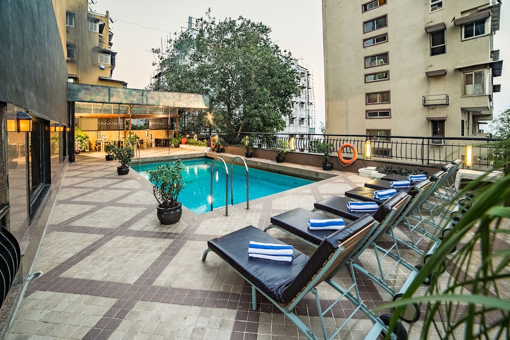 Fariyas Hotel Mumbai 44/50
