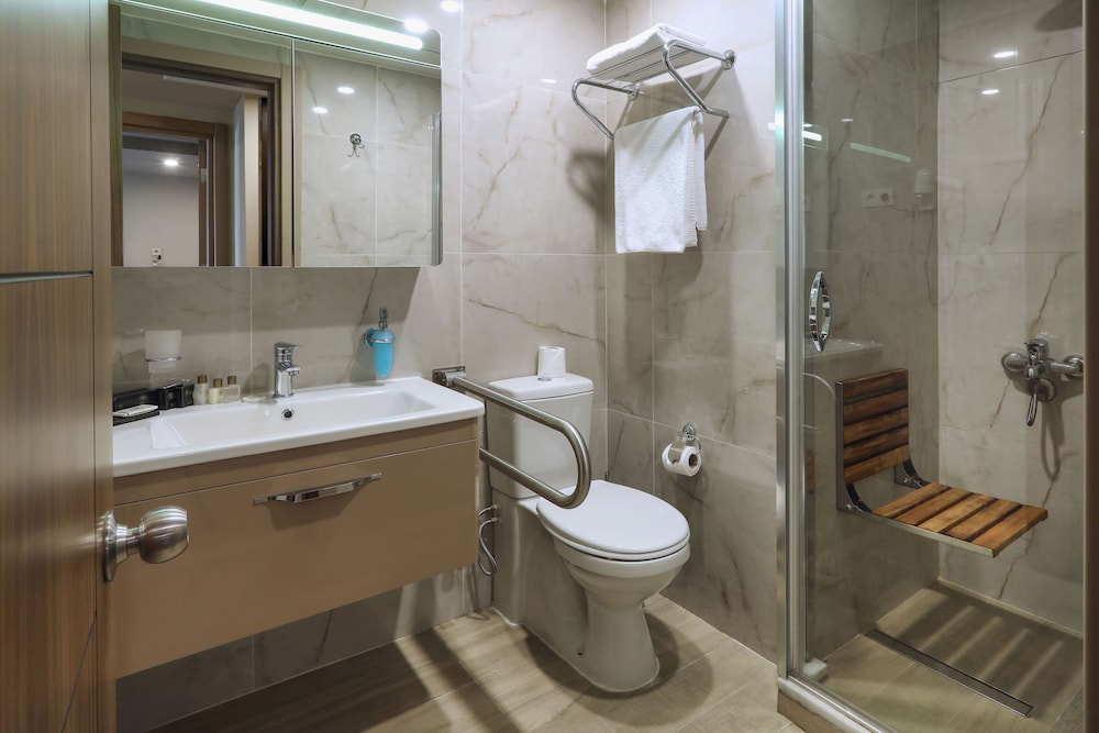 New Balturk Hotel Izmit 69/73