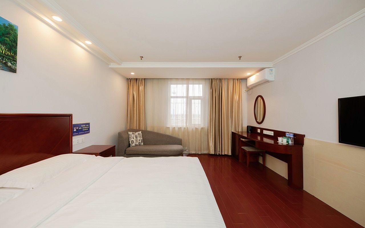 SUPERIOR, DOUBLE BED
