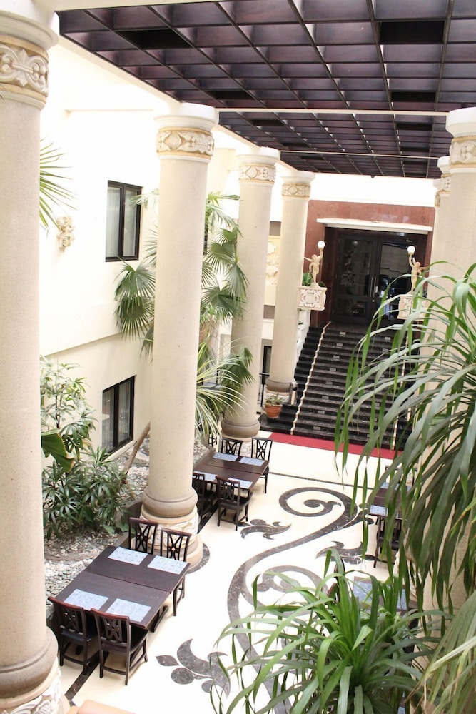 The Aliante Hotel 1/67