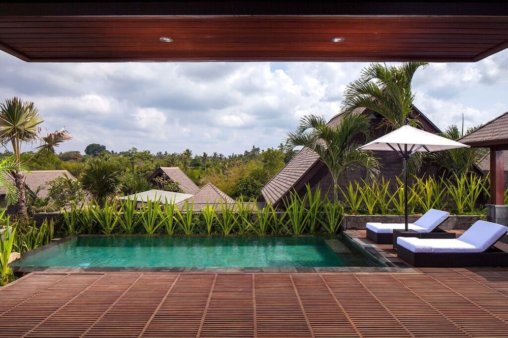 Sanctoo Suites And Villas 11/76