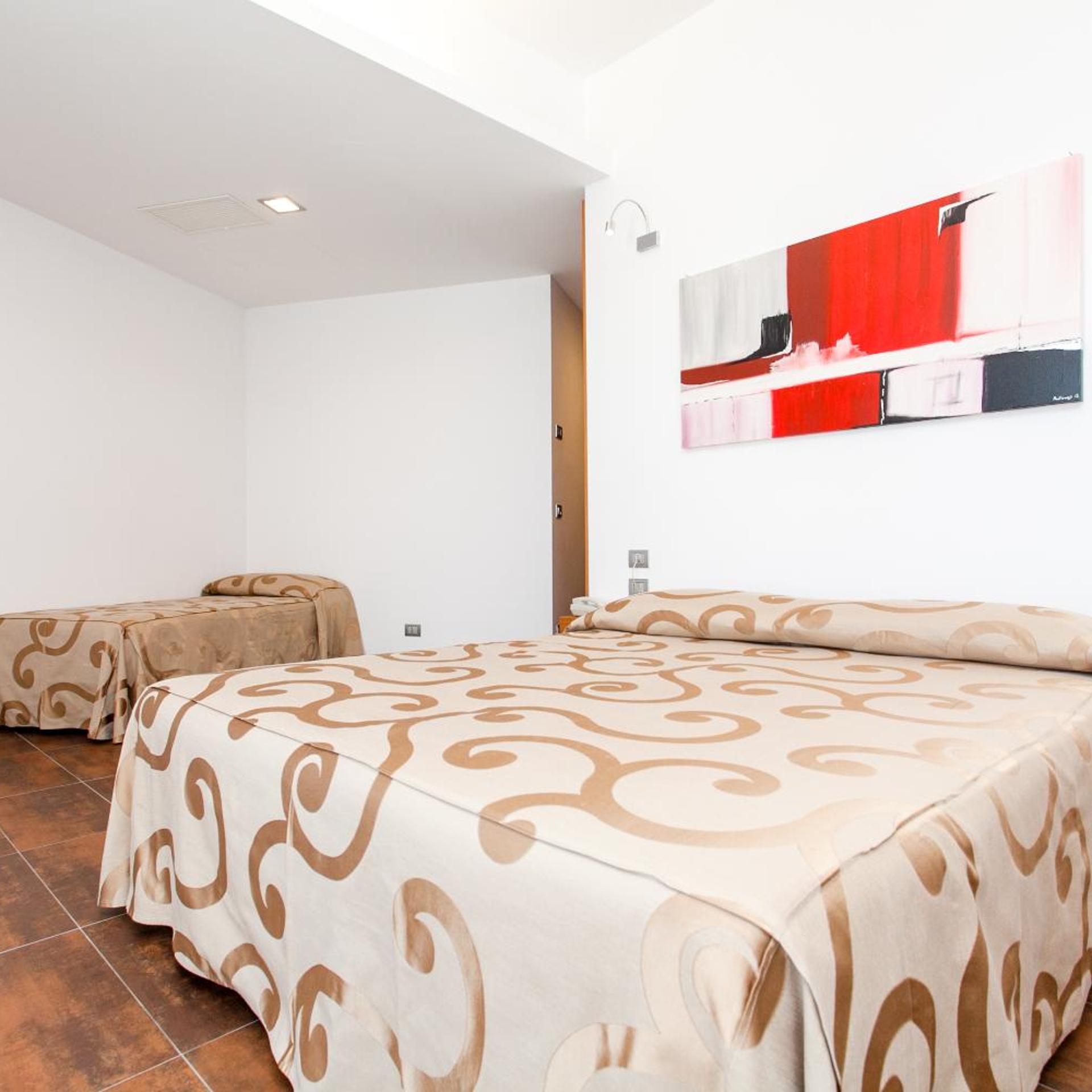 غرفة ثلاثية، Sciali Hotel 8/10