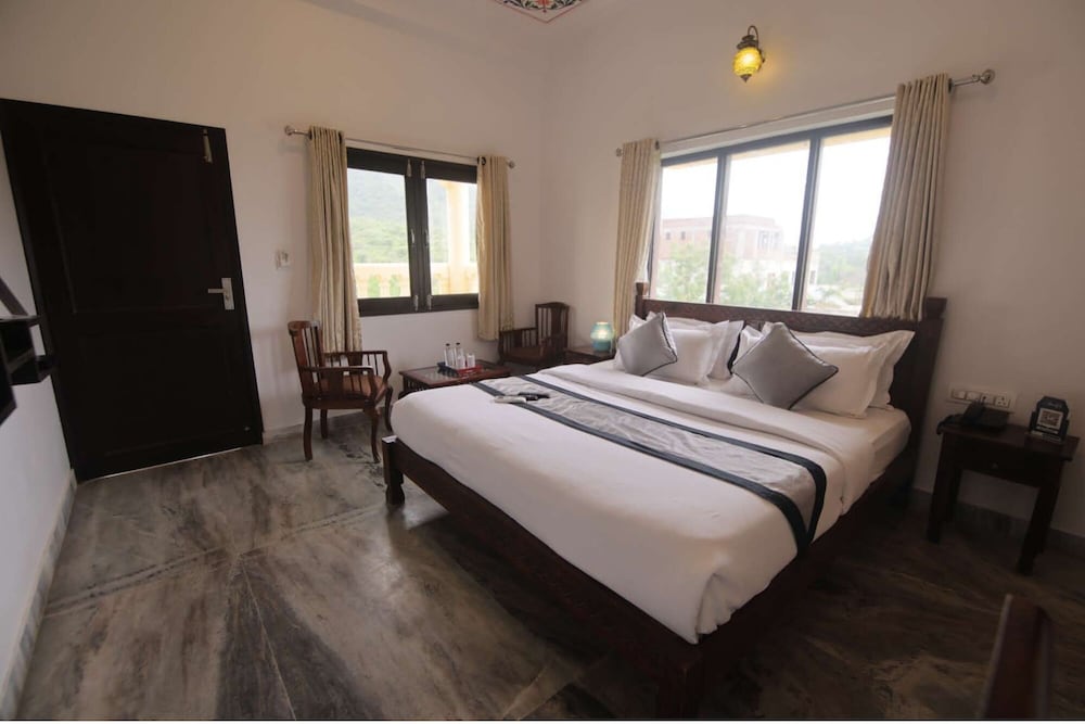 Atulya Niwas Udaipur 18/49