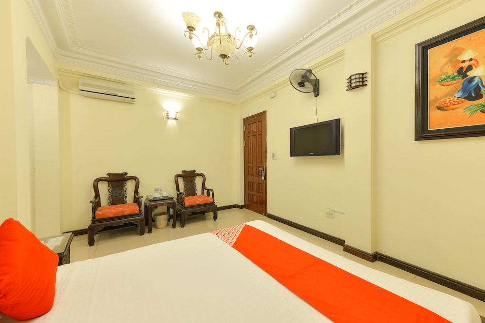 Lucky 2 Hotel 16/23