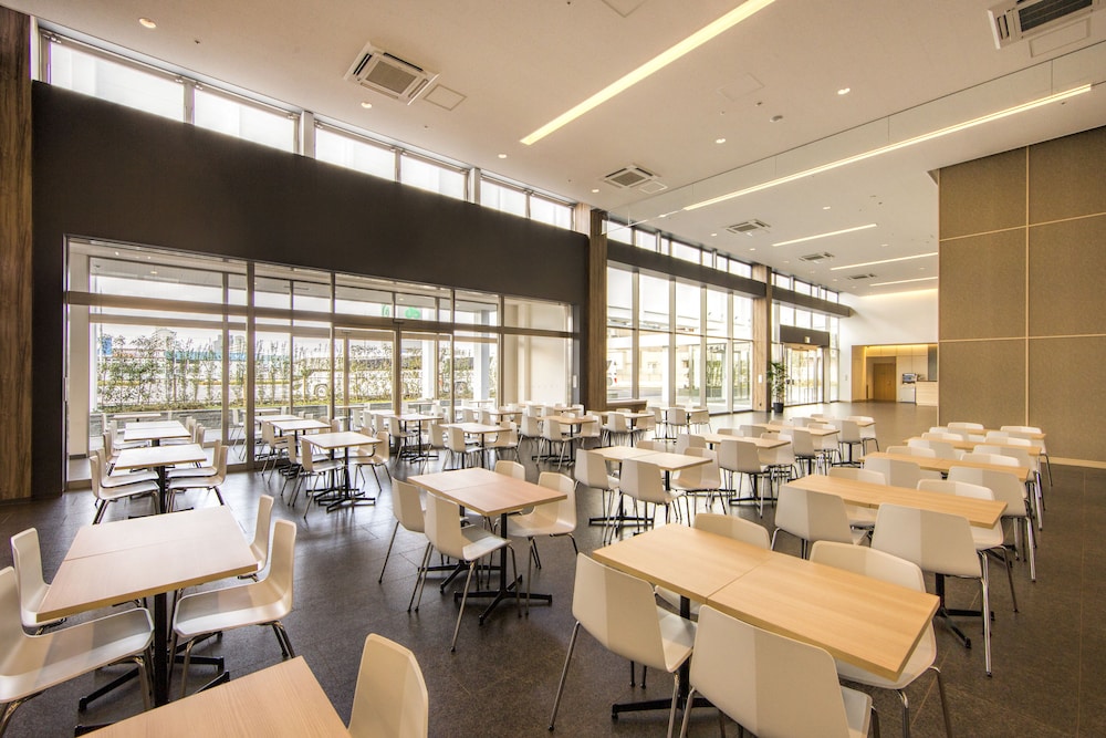 Kansai International Airport Hotel 11 37/54