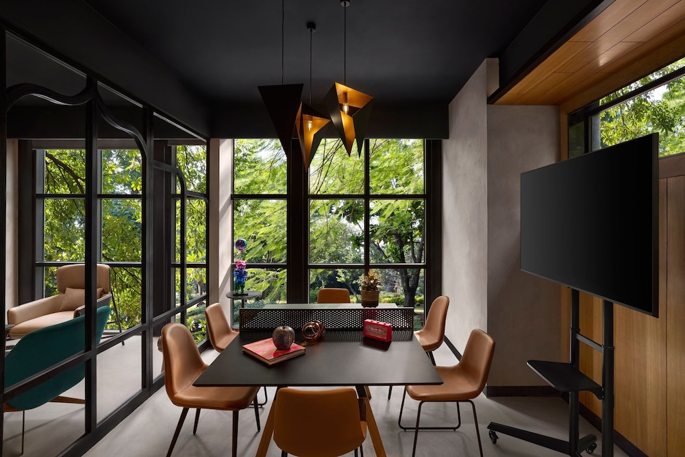 Moxy Mumbai Andheri West 31/40