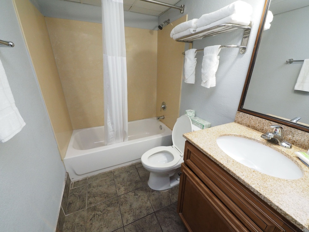 Marjac Suites 20/53