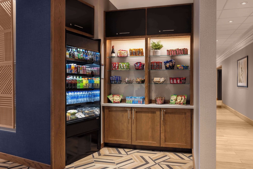 Hyatt Place Kansas City/Overland Park/Convention Center 7/50