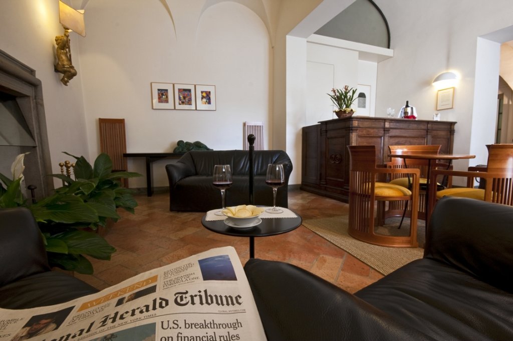 Hotel Tiferno 14/24