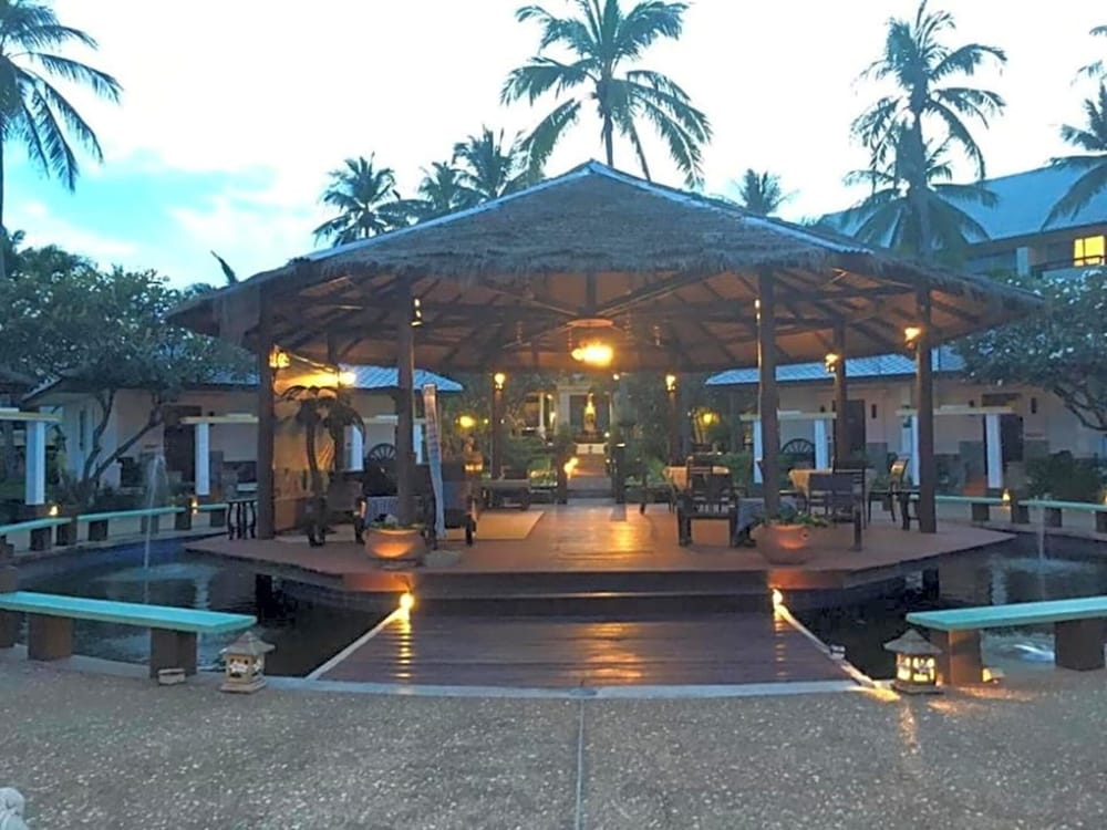 Golden Pine Beach Resort and Spa 2/61