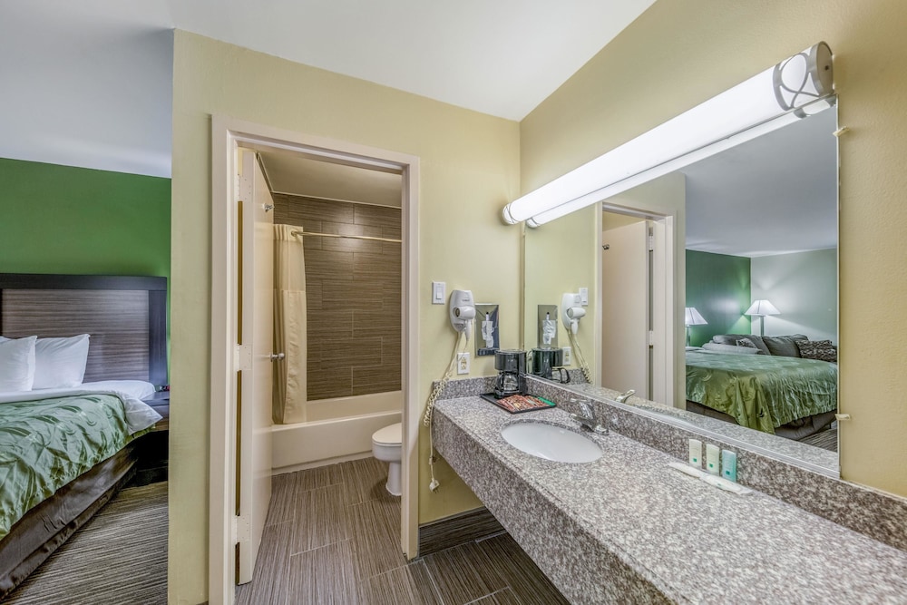 Quality Inn Gainesville 14/39
