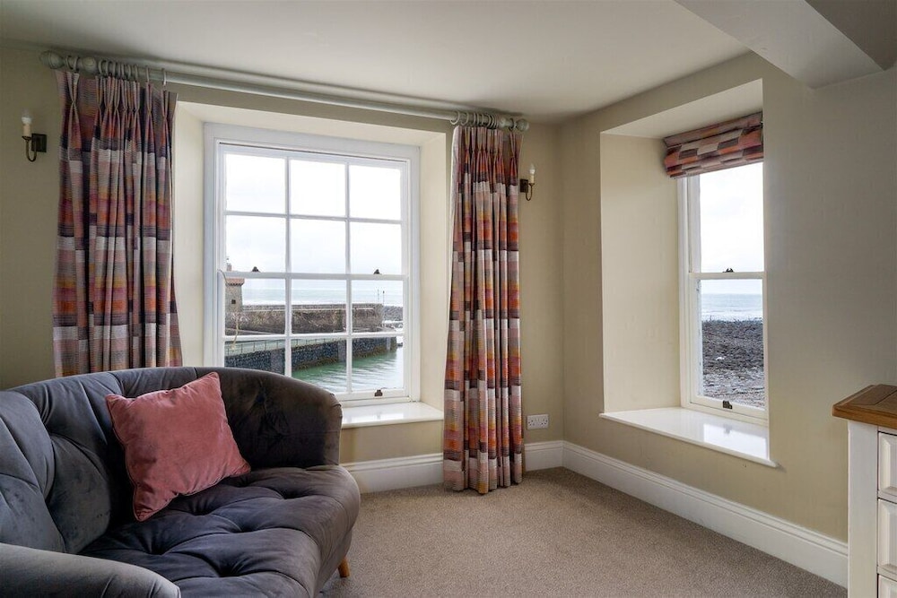 Rock House Hotel - Guest House 16/37