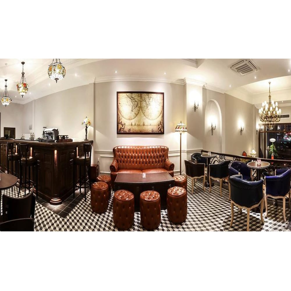 Di Lusso Hotel 43/64