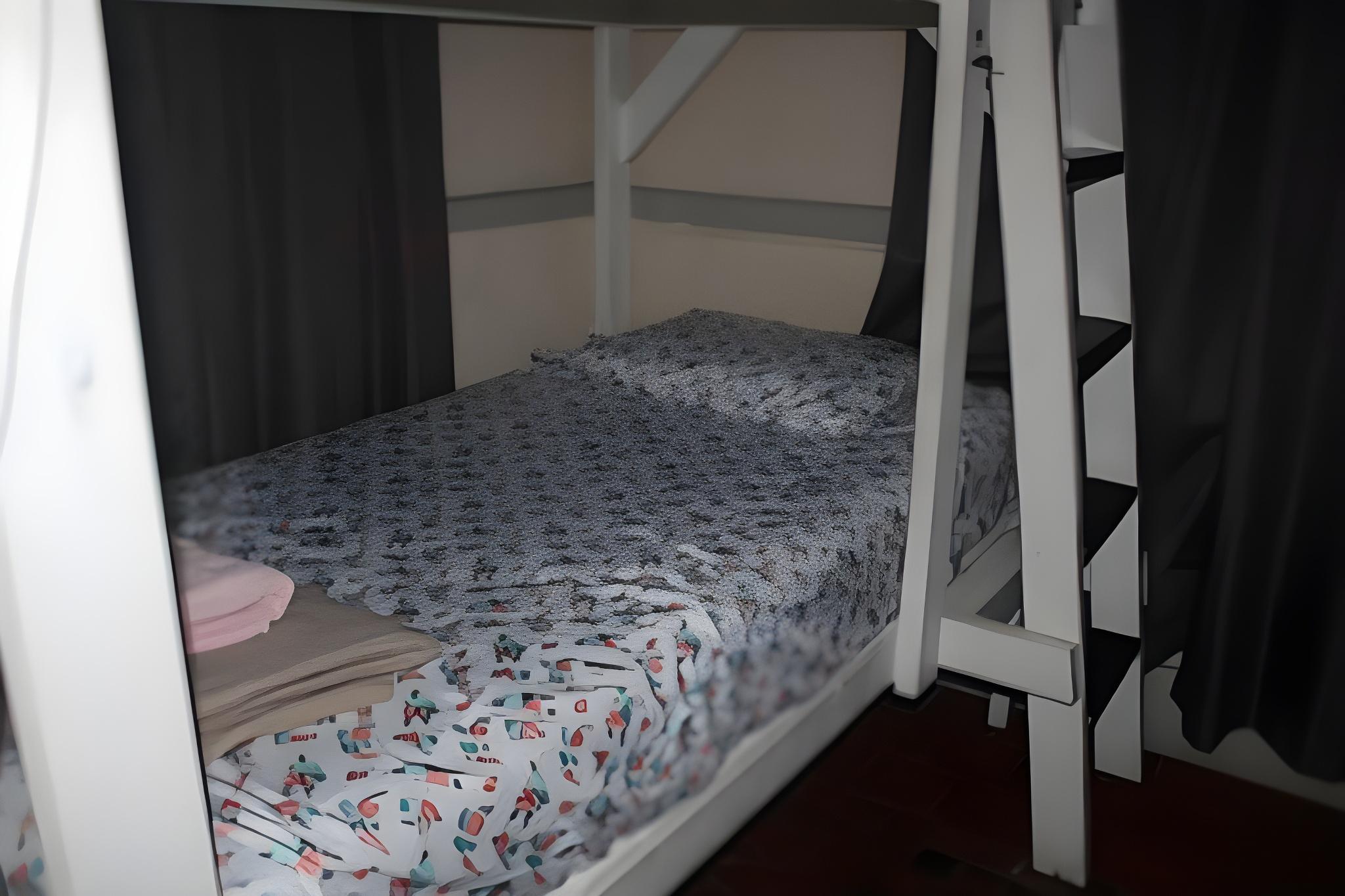 Room, Single, Bunk Bed