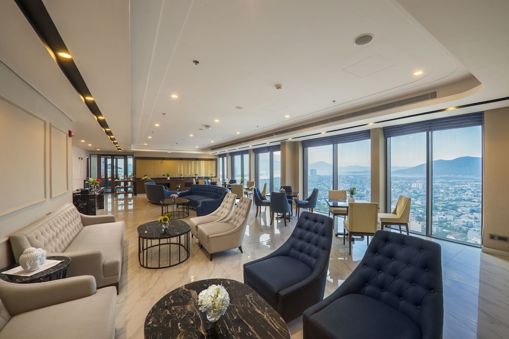 Altara Suites Da Nang 29/50