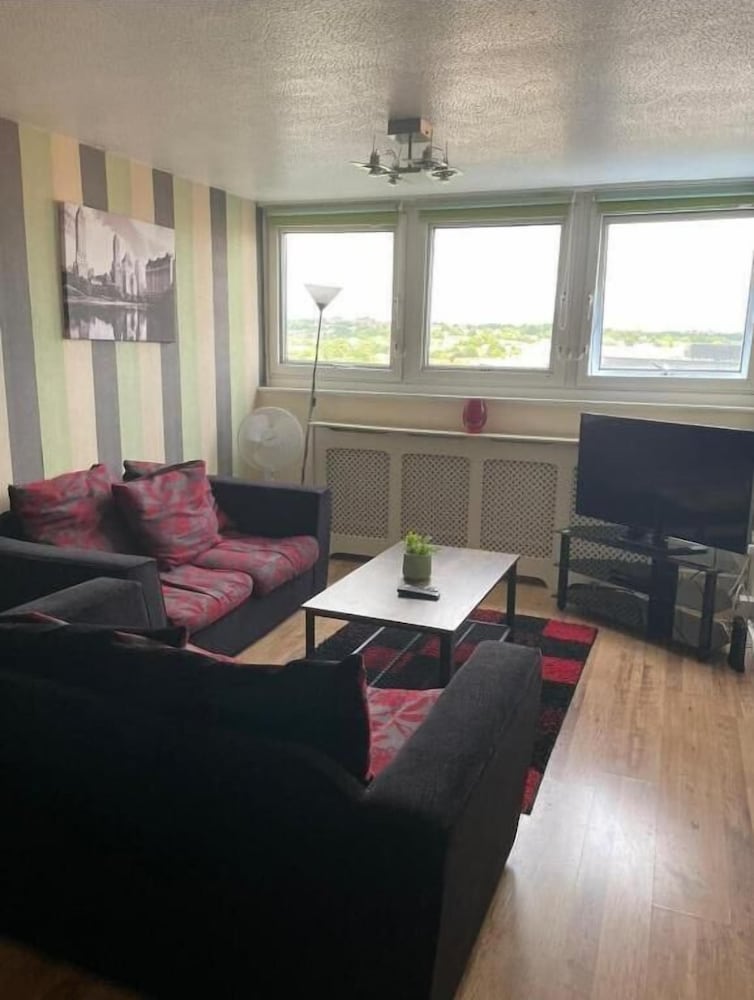 Victoria Centre Apartments &amp; Annexe 33/50