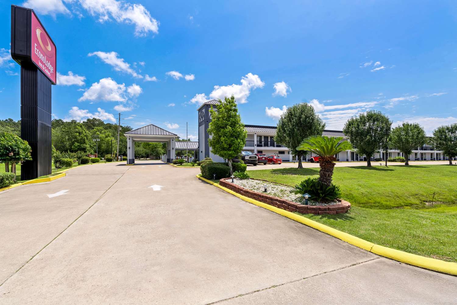 Econo Lodge Inn & Suites Ocean Springs - Biloxi 17/21