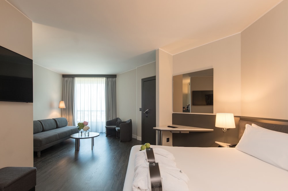 The Nicolaus Hotel Bari 53/67