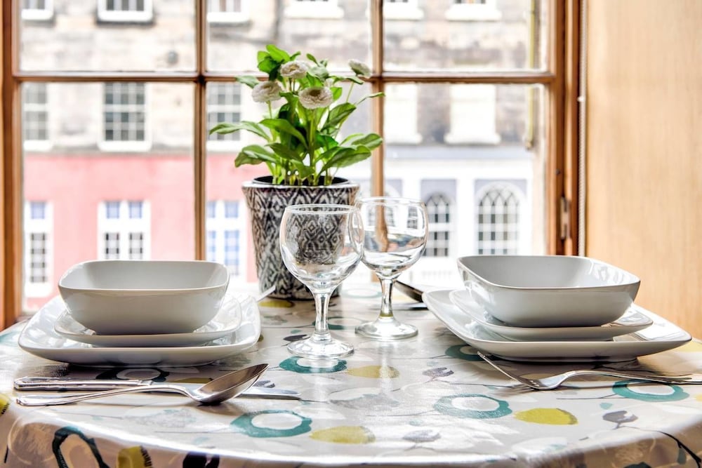 STAY EDINBURGH CITY APARTMENTS - ROYAL MILE 13/18