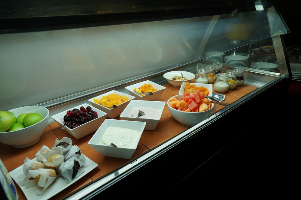 Bluestone Motor Inn 24/26