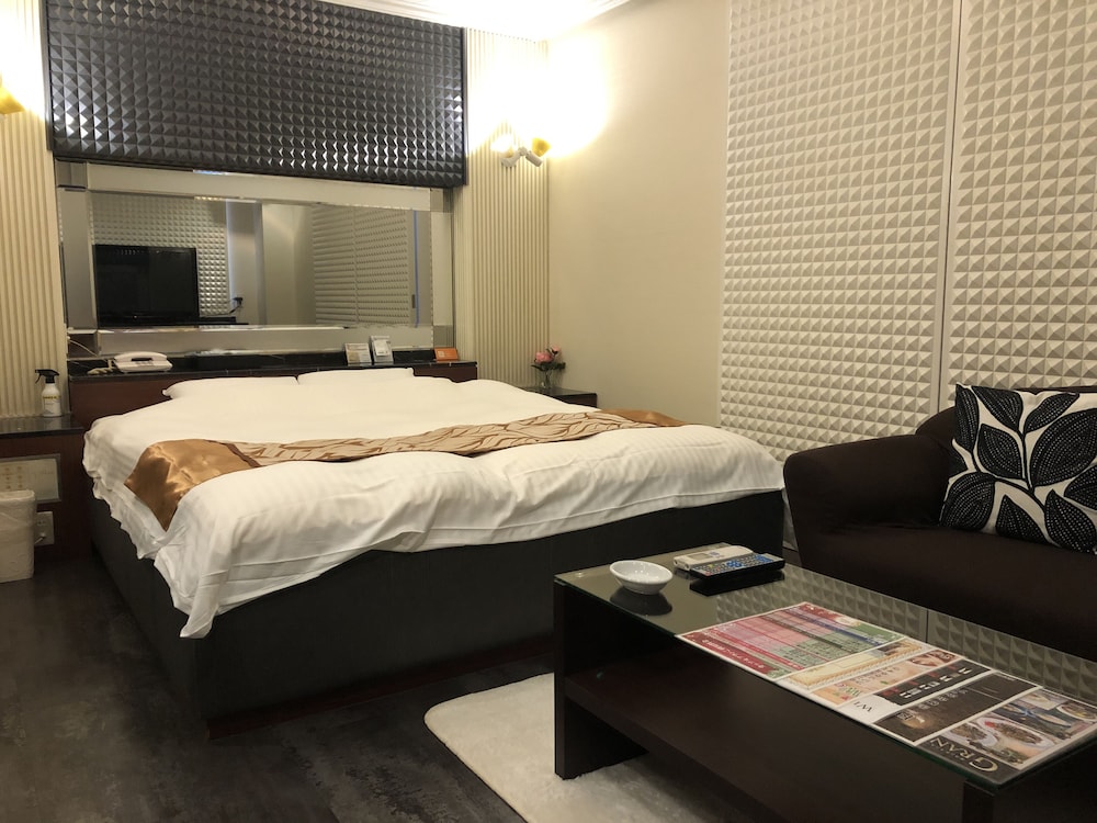 Hotel Pareo (Adult Only) 10/23