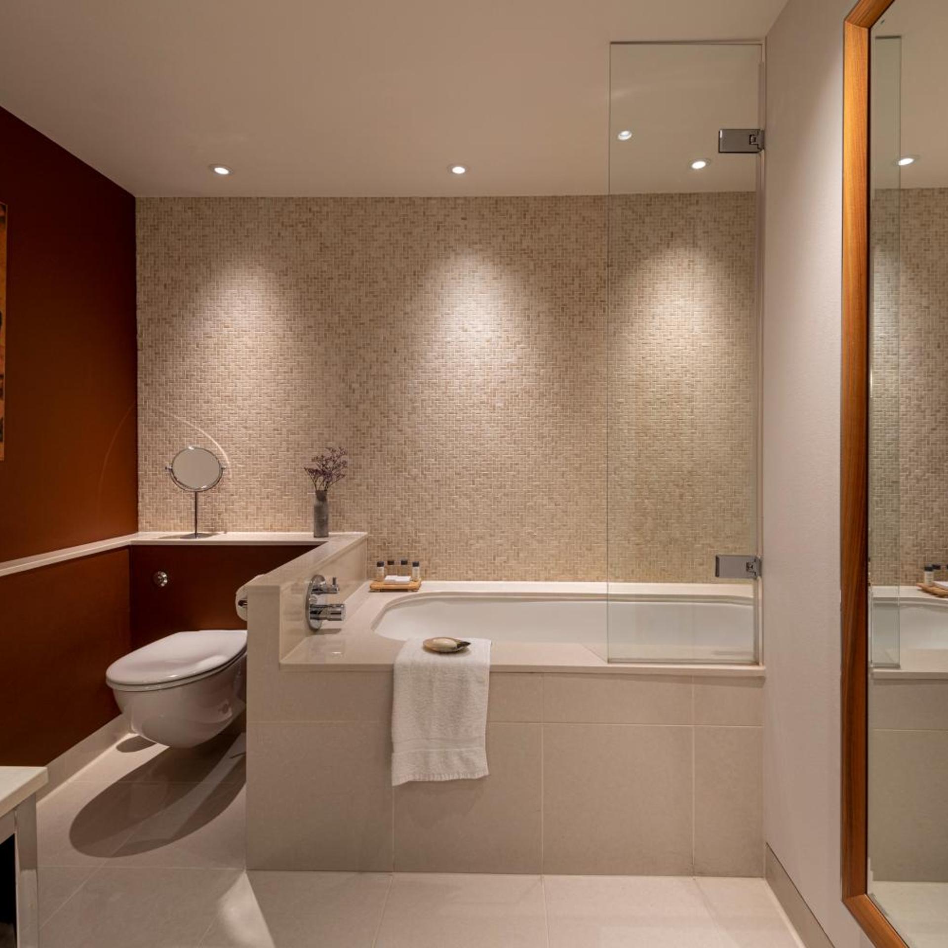 Deluxe, Twin Beds, West Wing، THE GROVE 3/3