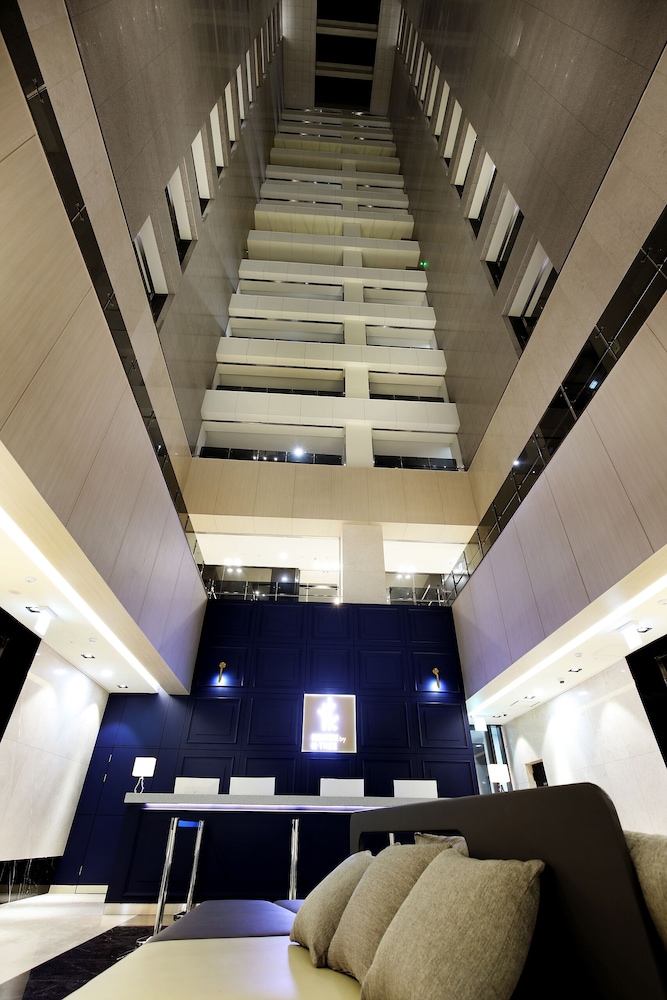 Gloucester Hotel Kintex 47/61