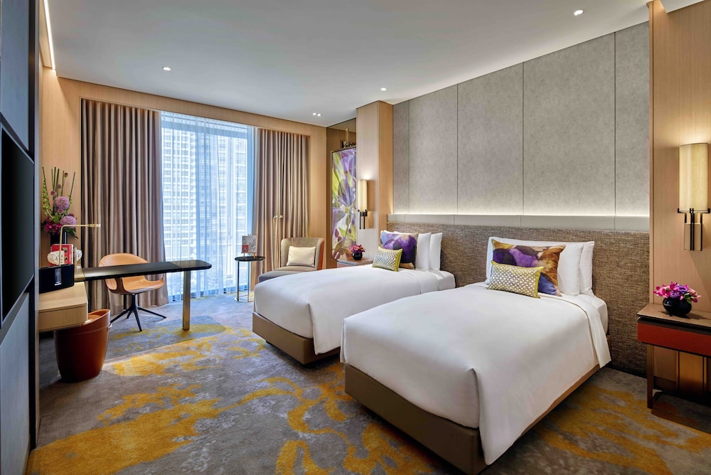 PREMIUM, LUXURY, TWIN BEDS, CITY VIEW, HIGH FLOOR