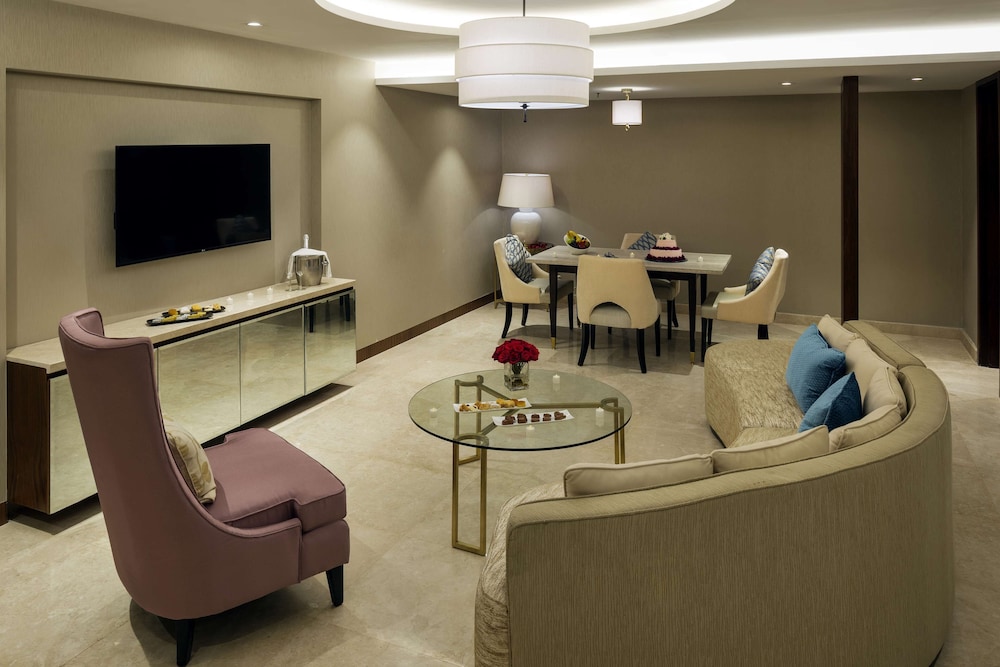 فندق راديسون بلو جدة السلام(Radisson Blu Hotel Jeddah Al Salam) 44/68
