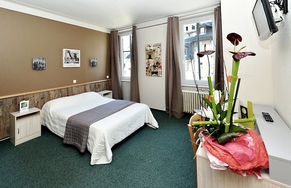 HOTEL DU MIDI 18/30