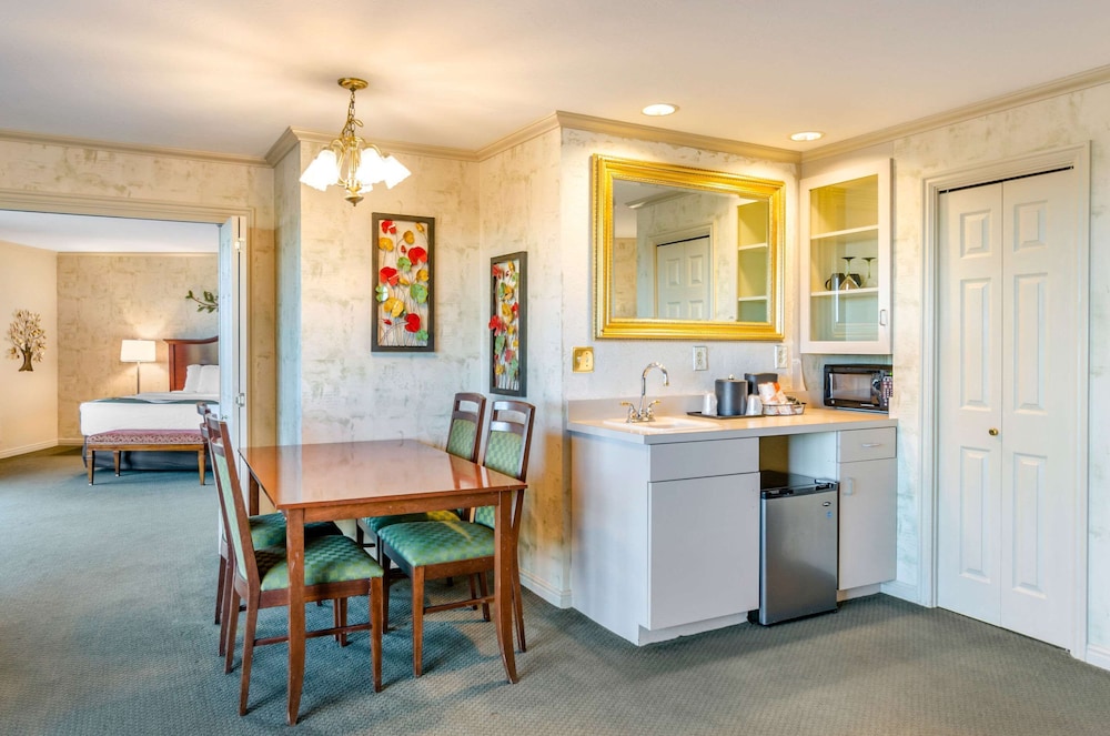 Comfort Suites Idaho Falls 5/50