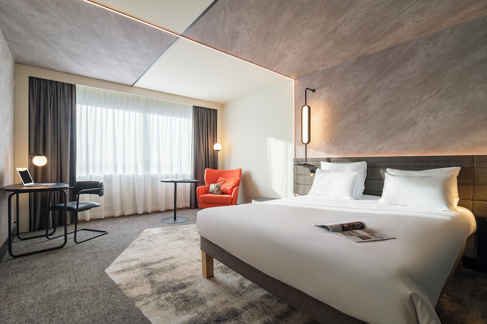 SUPERIOR, DOUBLE BED, HIGH FLOOR